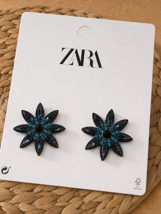 ZARA Jewelry - ZARA Blue Crystal Flower Stud Earrings